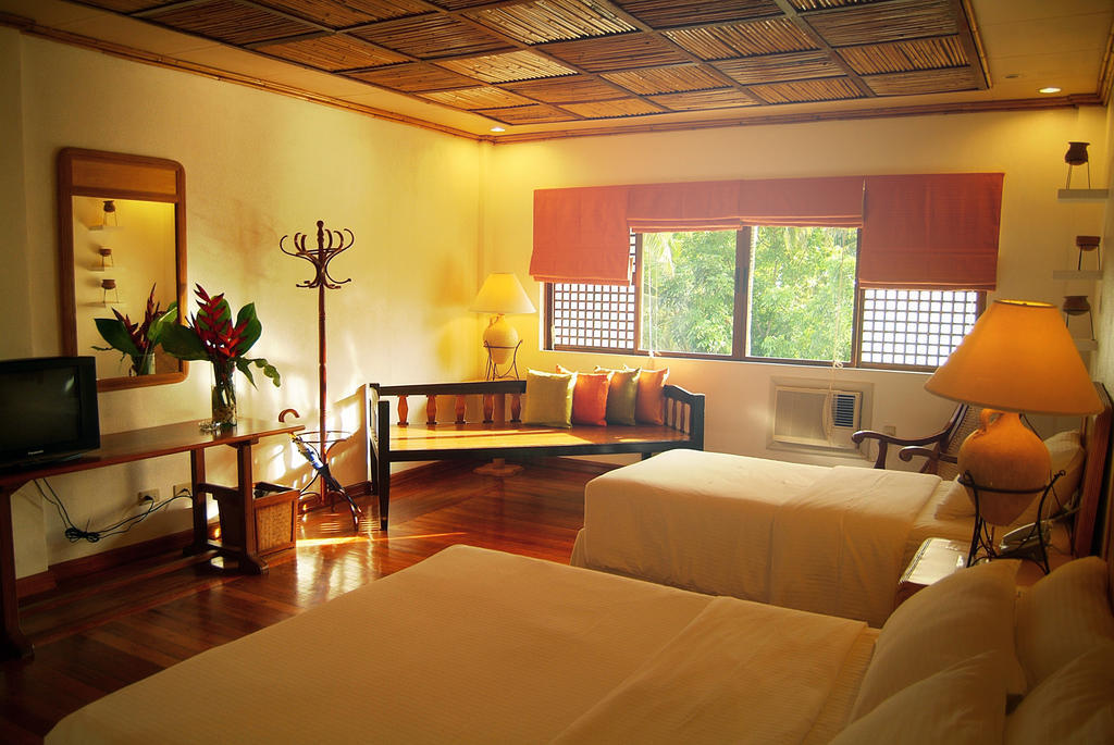 Sea Wind Resort Balabag  Habitación foto