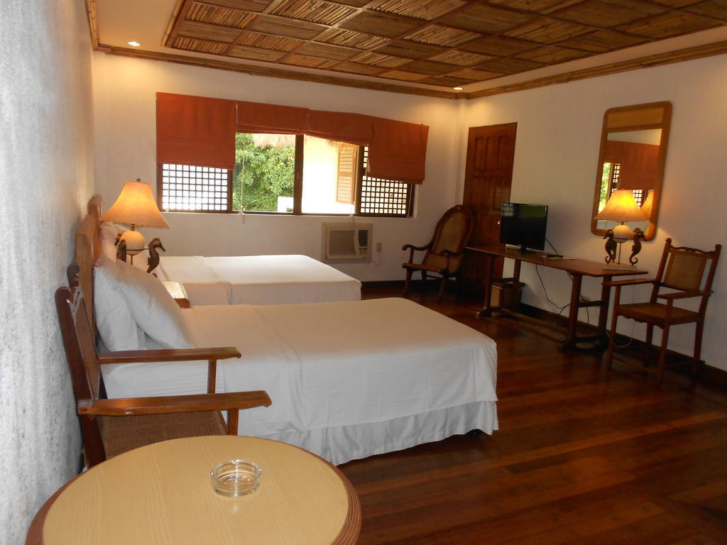 Sea Wind Resort Balabag  Habitación foto