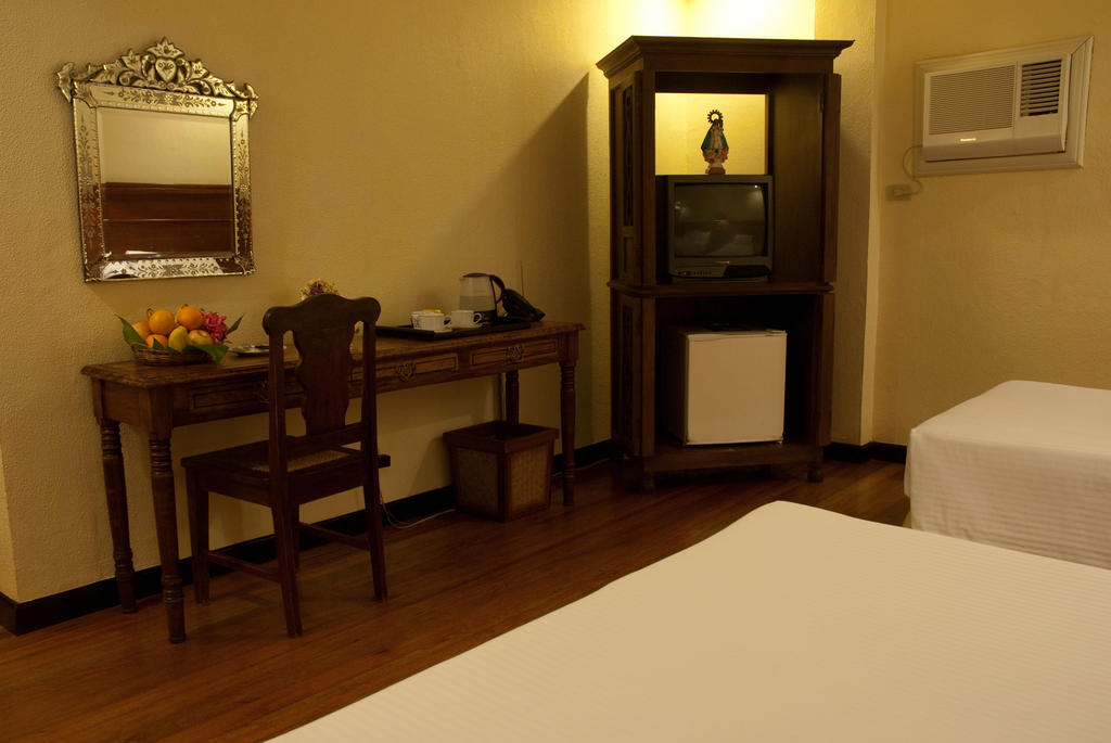 Sea Wind Resort Balabag  Habitación foto